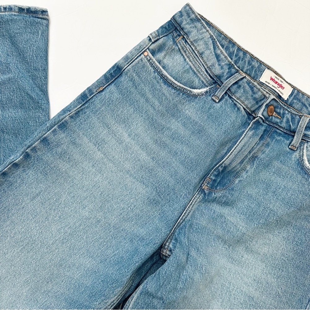 Wrangler Mid-rise Loose Staight Jean Size 4